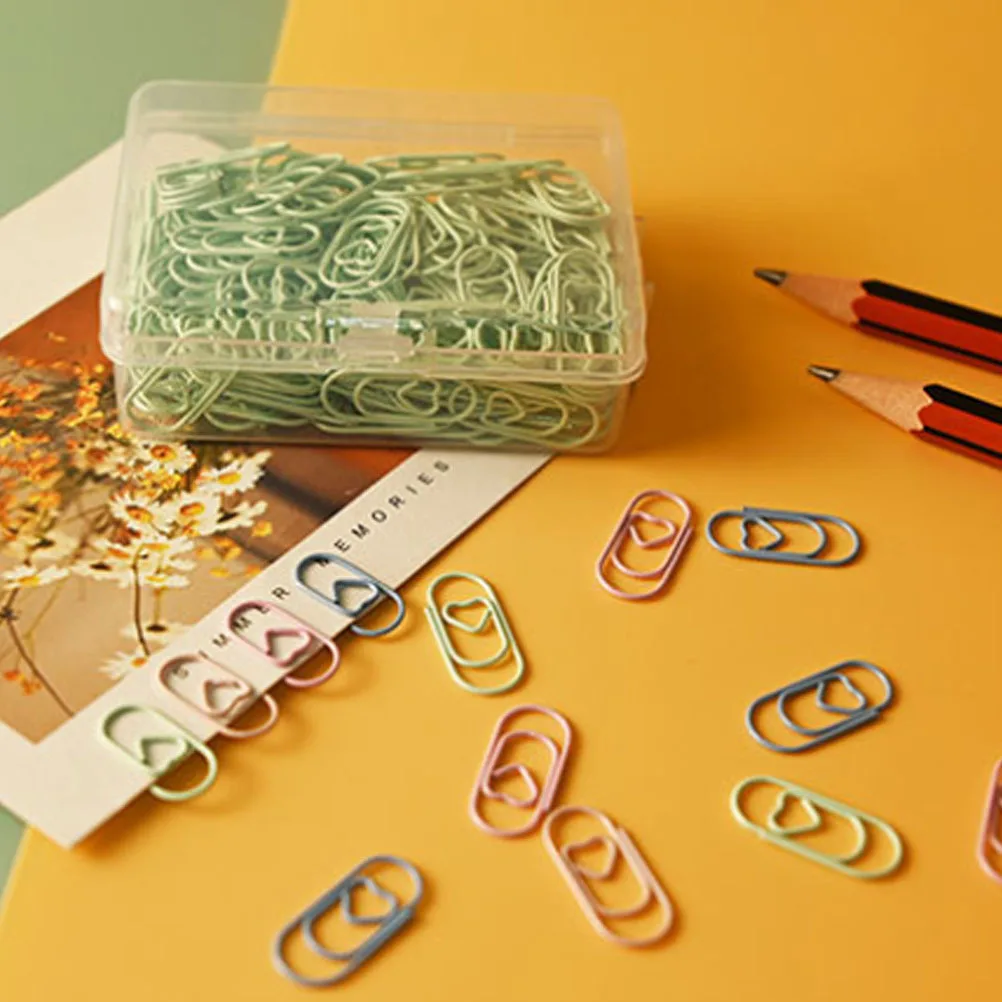 200Pcs Heart Design Paper Clips Multi-Use Metal Craft Clips for Office Stationery DIY Projects Book Reading Decoration Organizer
