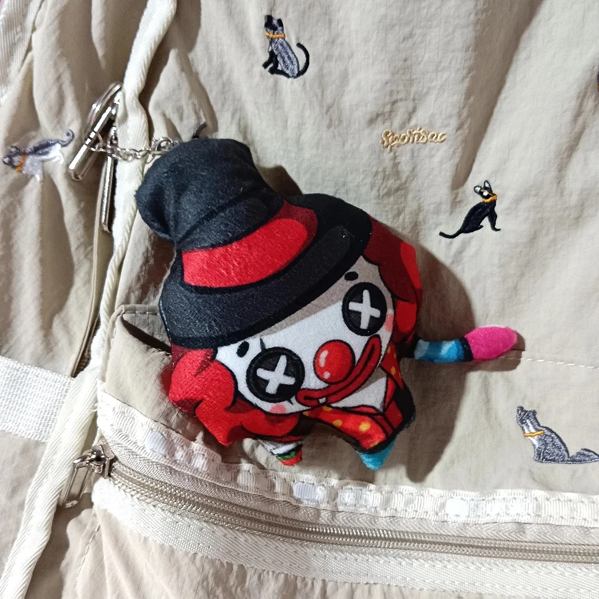 شخصية خامسة نسخة Q تأثيري لطيف صرير دمية قلادة لوكارلا فريق عضو أفخم دمية