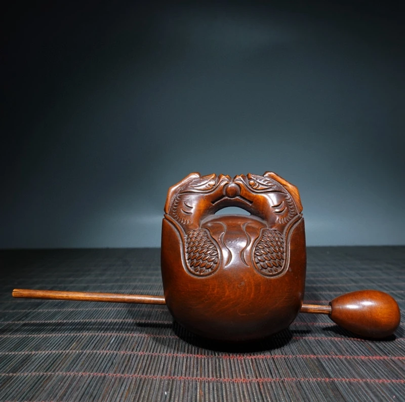 

Antique Boxwood Carved Dragon Head Wooden Fish Home Decoration Ornaments