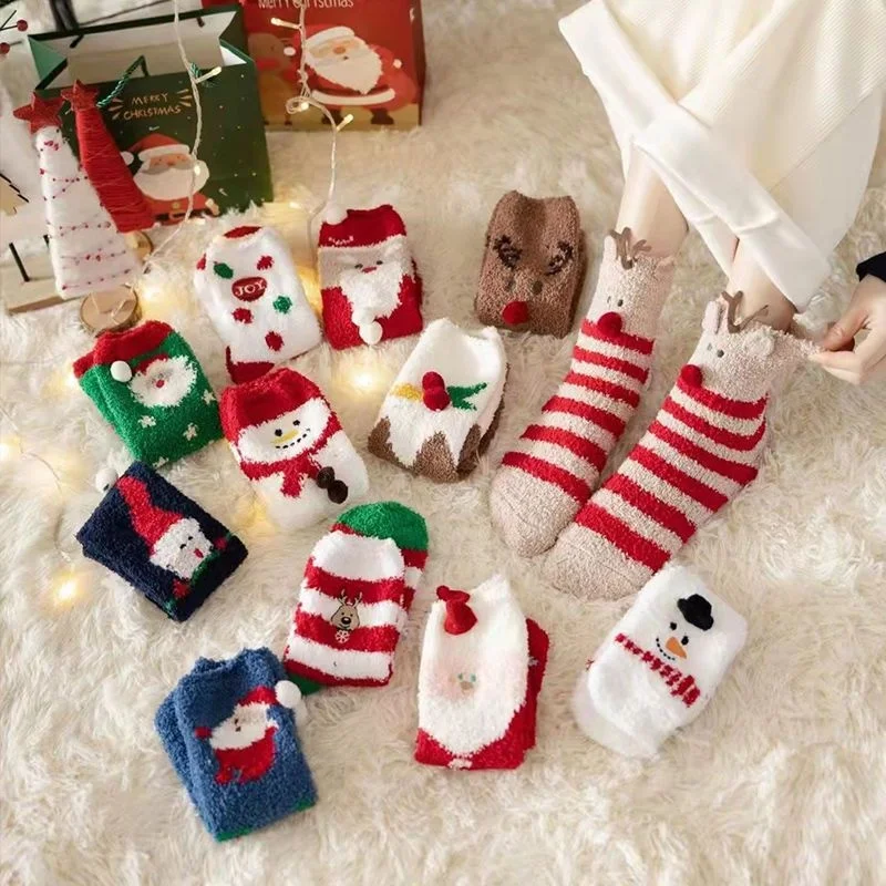 Świąteczne skarpety Świętego Mikołaja z polaru koralowego, grube, ciepłe, pluszowe, do noszenia w domu, do spania, zestaw w pudełku prezentowym, prezent świąteczny dla par.