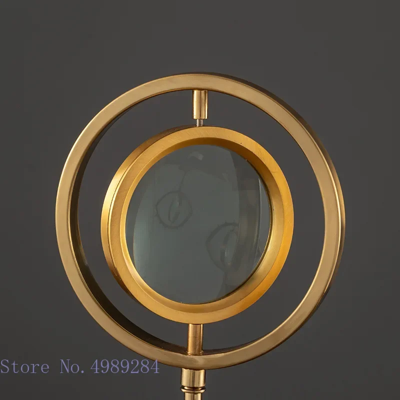 A21Creative Golden Metal Eyes Magnifying Glass Crafts Ornaments Crystal Glass Base Transparent Fun Desktop Modern Home