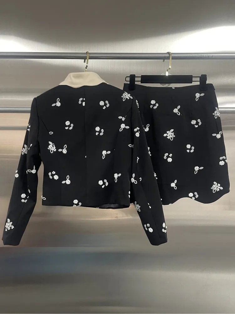 Sweet Ladies Single-Breasted Long Sleeves Pearl Jackets Leisure Female Mini Skirts Two Piece Set Solid Color Matching Set