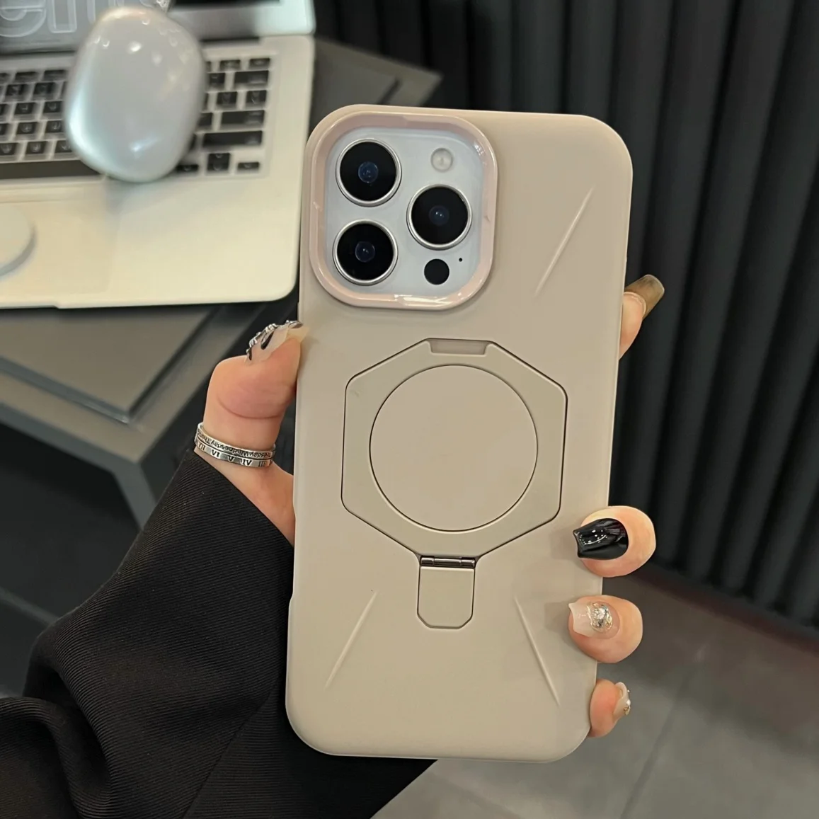 Sr-Diamond Pivot Po… - image