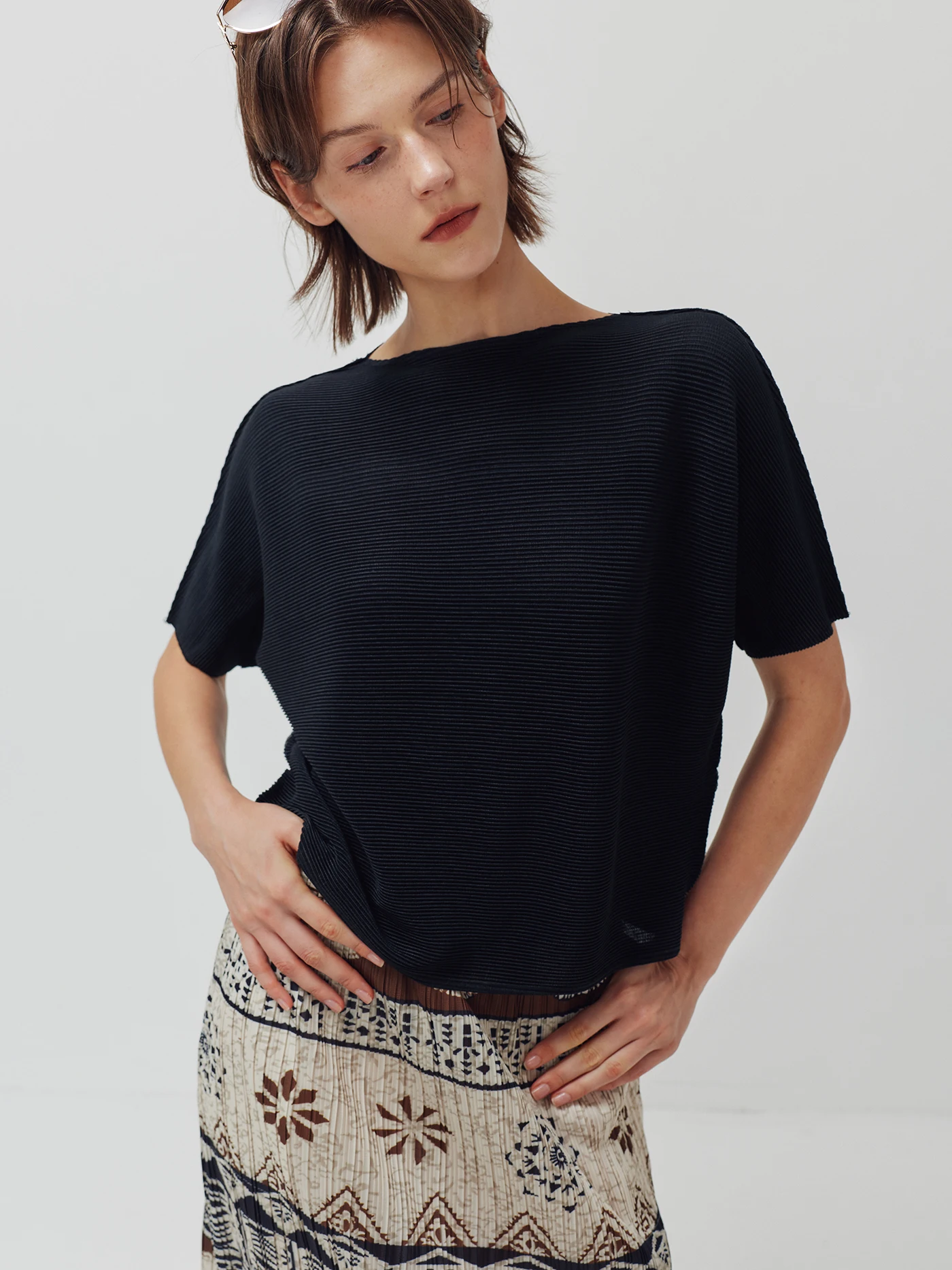 Heavy Embellished Batwing Sleeve T-Shirt Women's Casual Loose Fit Short Sleeve One Shoulder Polyester Fiber Breathable Skin-F...