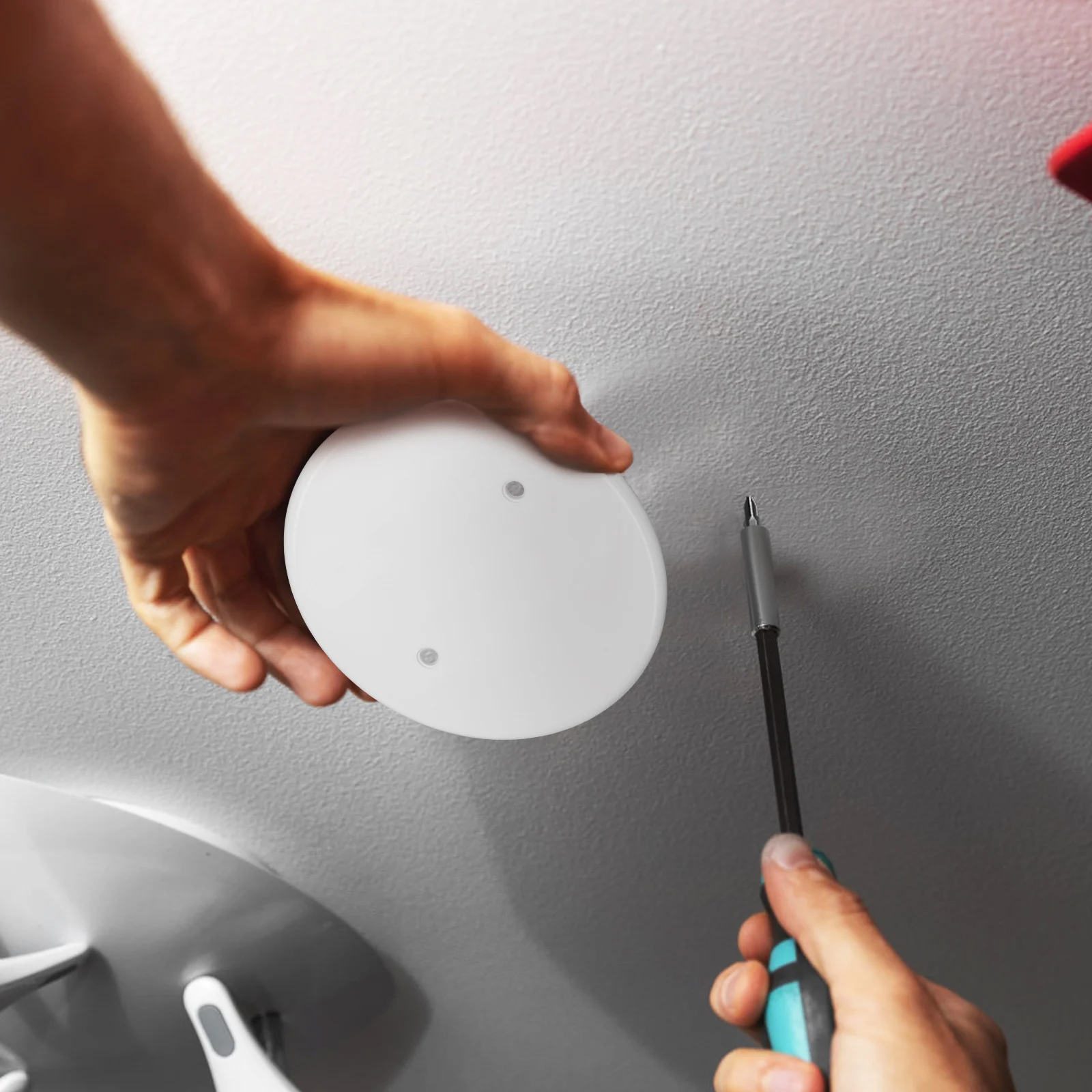 

4Pcs Round Cover Plate Ceiling Hole Covers Flat Blank Up Plates for Electrical Box Caps Seamless Decor Integration