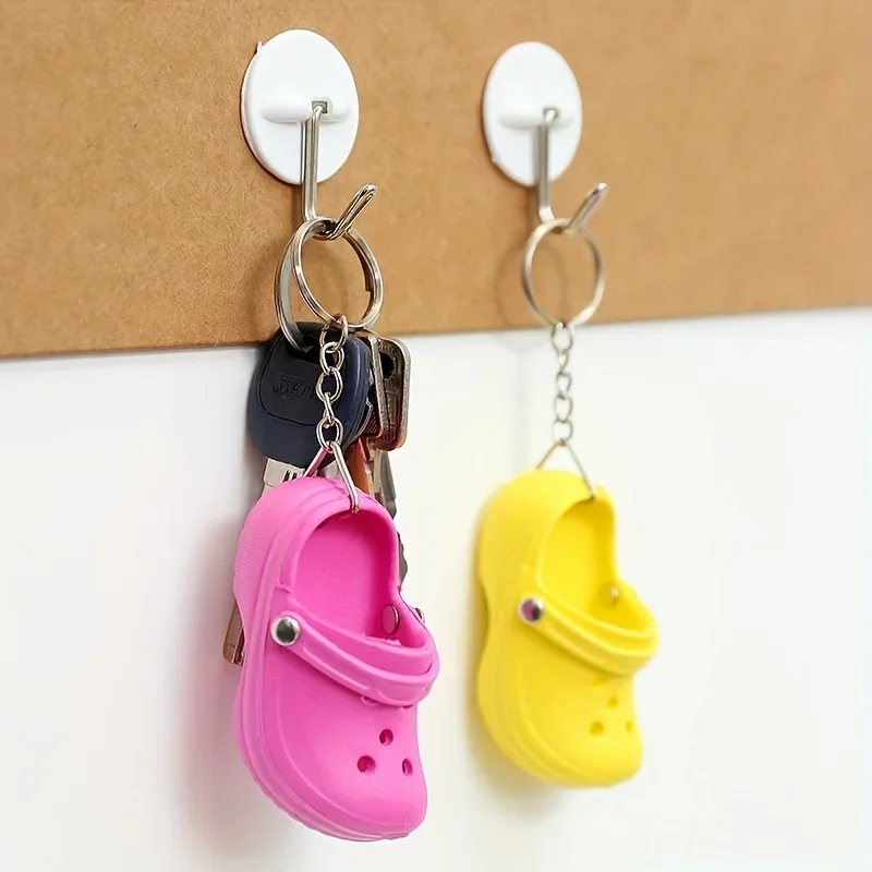 A cute mini shoe keychain creative pendant keychain bag accessories car jewelry keychain pendant accessories gift