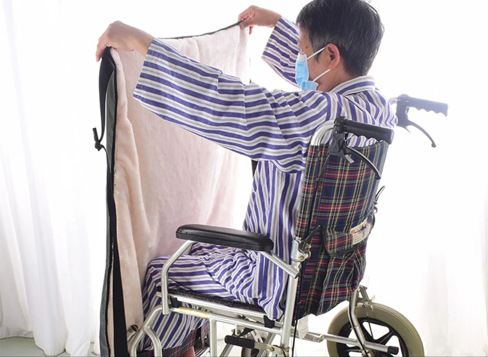 

Customizable Blanket Thickened Waterproof Soft Washable Keep Warm Half Wrapped Blanket for Home Hospital Wheelchair B