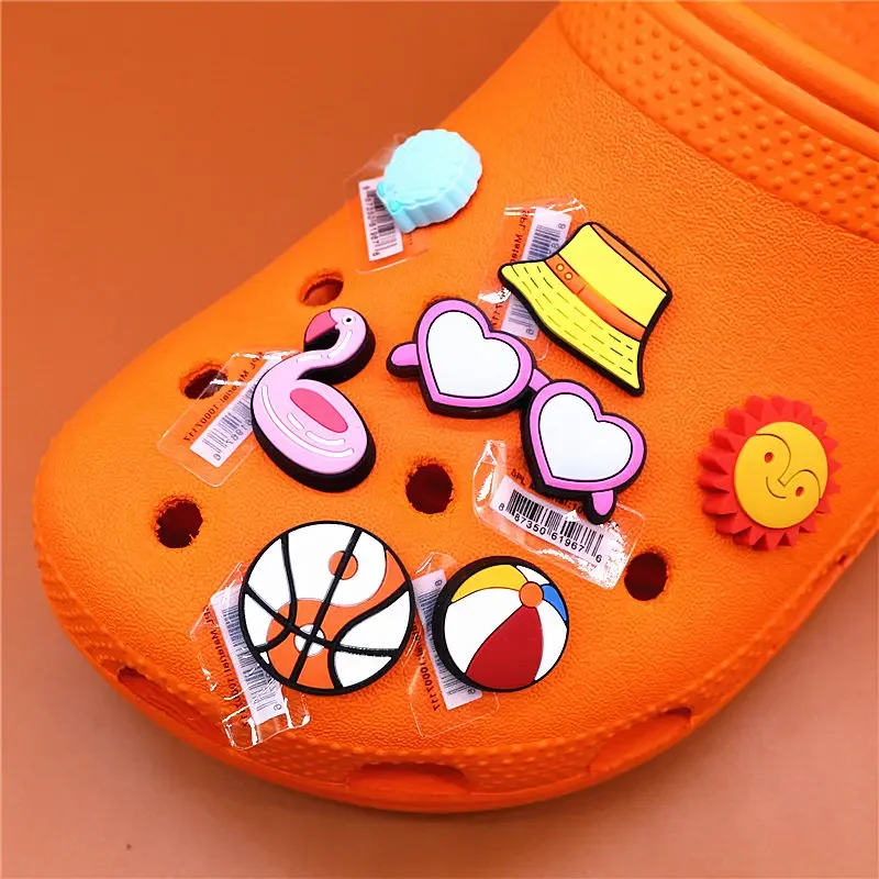 Original 1pcs PVC Shoe Charms Pink Heart Glasses Bird Sun Shoe Accessories Shoe Buckle Decorations fit Kids X-mas