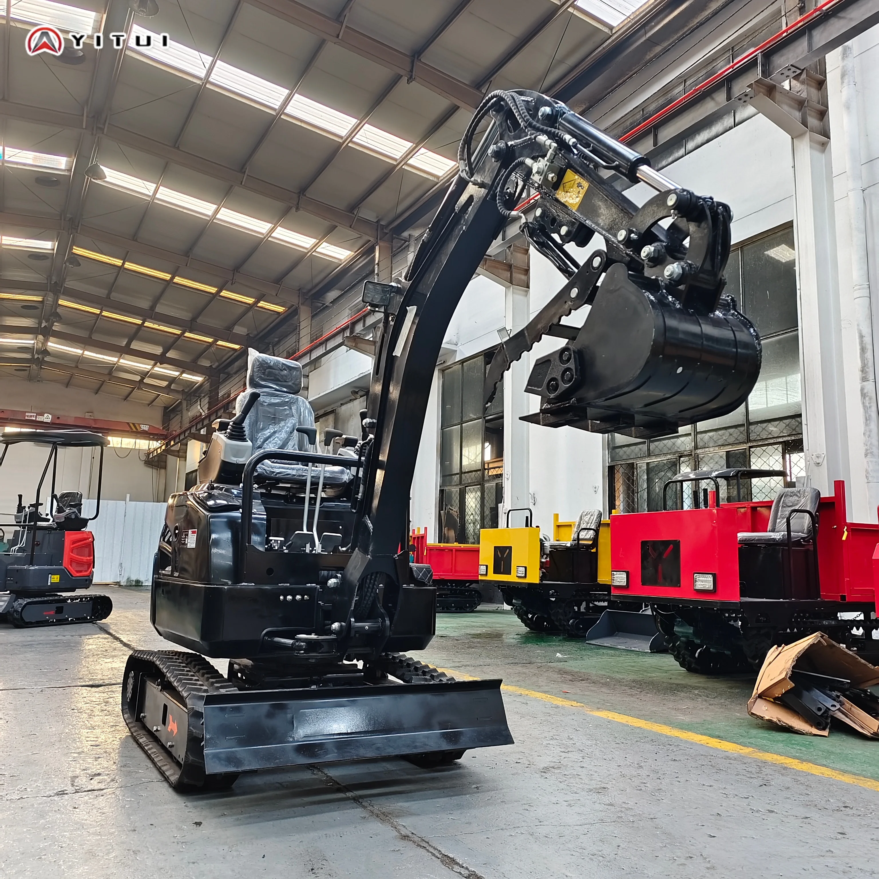 Гусеничный мини-экскаватор 1,2 тонны 1,5 тонны 2 тонны Ce Epa Euro 5 Многофункциональный мини-экскаватор с закрытой кабиной по индивидуальному заказу