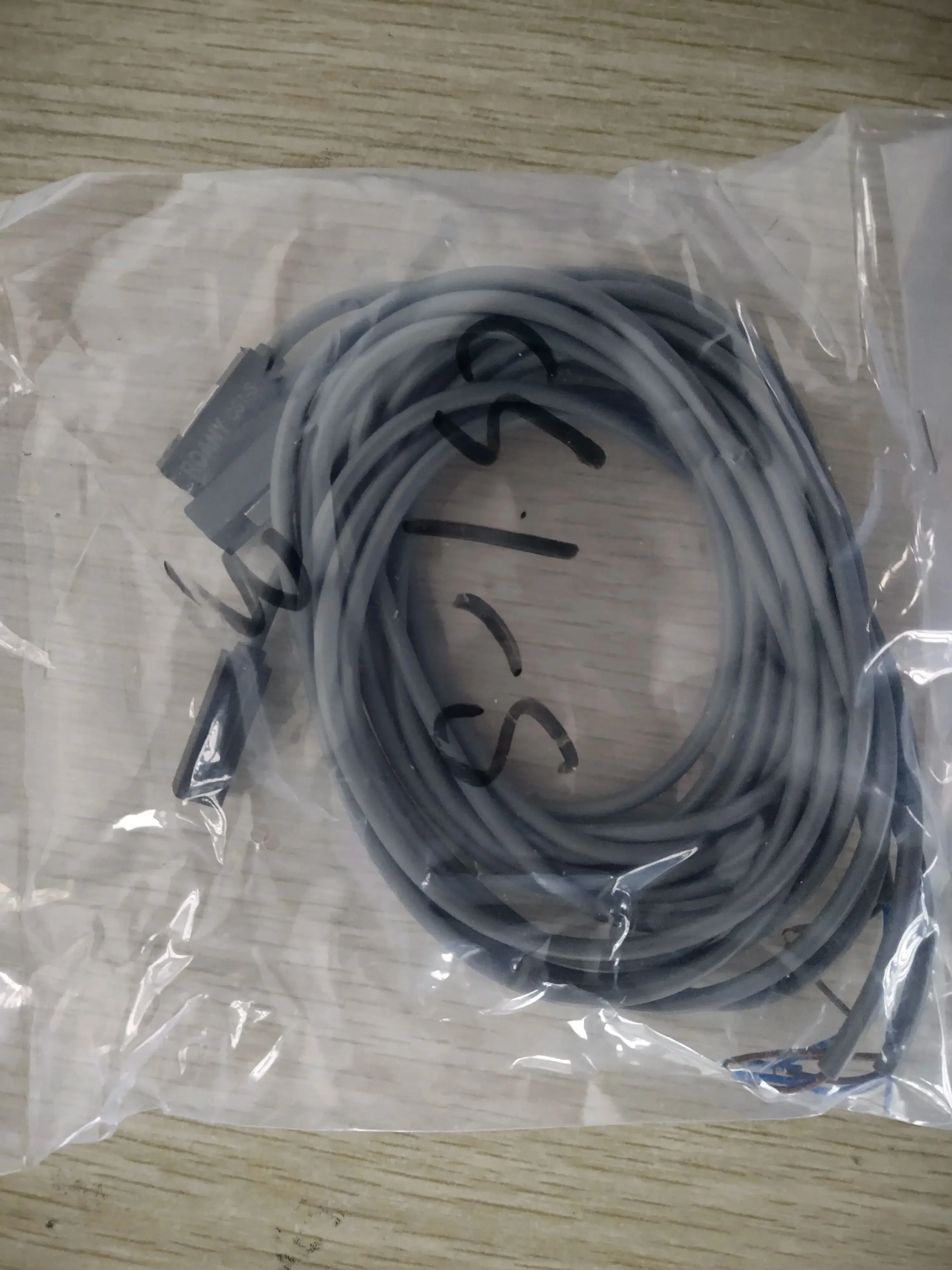 Airtac original Air Pneumatic Cylinder Magnetic Reed Switch Sensor CS1-J CS1-F CS1-M CS1-S CS1-U CS1-G for Industrial Automation
