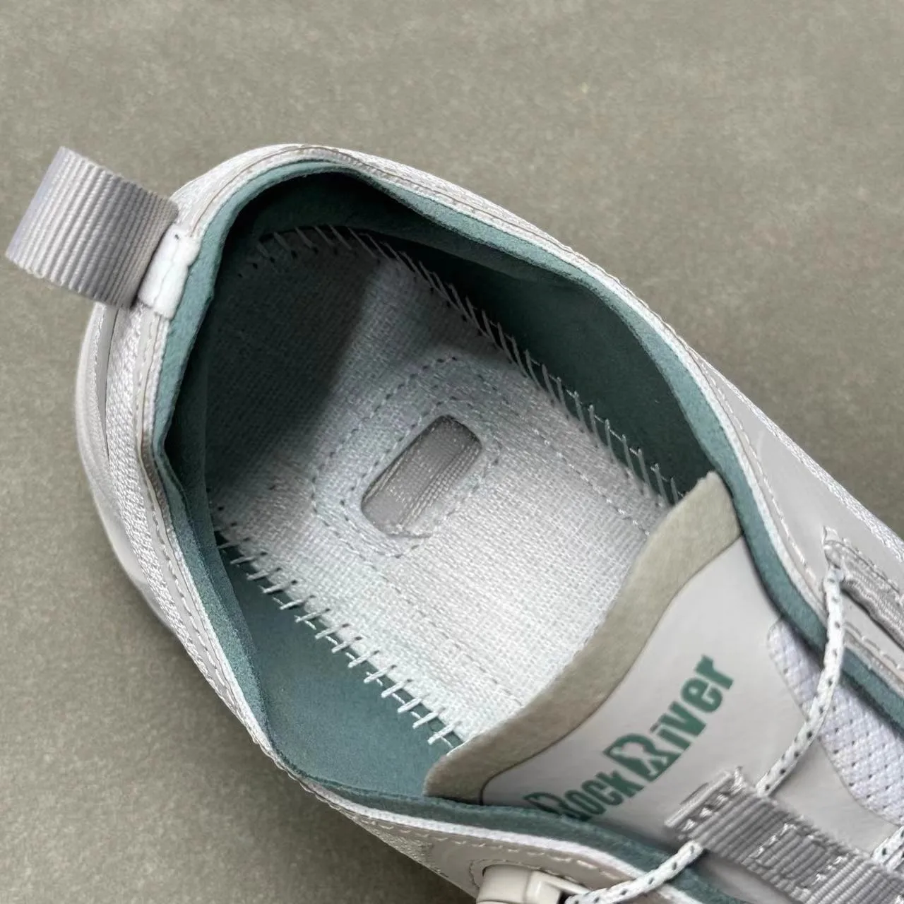 

New Winter Bestseller Track & Field Running Shoes Durable Marathon Training Running Shoes Exceptional Performance Very Good