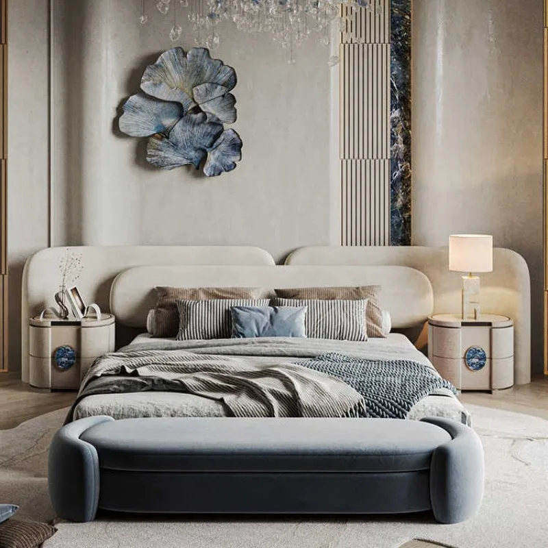 Italian designer light luxury villa widescreen bed, French cream style high-end haute couture enlarged and widened master