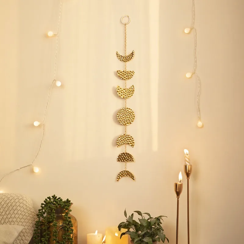 Sun Moon Metal Chain Pendant Stylish Minimalist Home Living Room Wall Decor Elegant Gold-Tone Celestial Wall Hanging Ornament