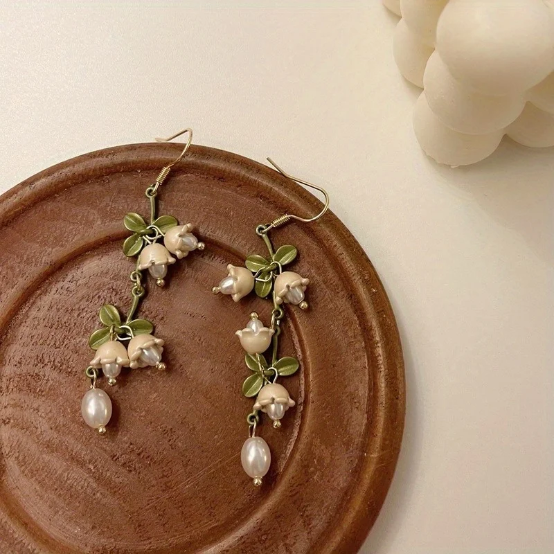 1 Pair Charming White Lily of Valley Earrings - Dazzling Long Drop Style - Timeless Elegance for Daily Glam & Special Occasions