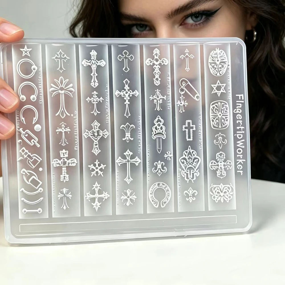 3D Gothic Rivet Nail Art Mold DIY Silicone 3D Template Stencils Reusable Nails Carving Mold Manicure Tool Nail Charms Mold