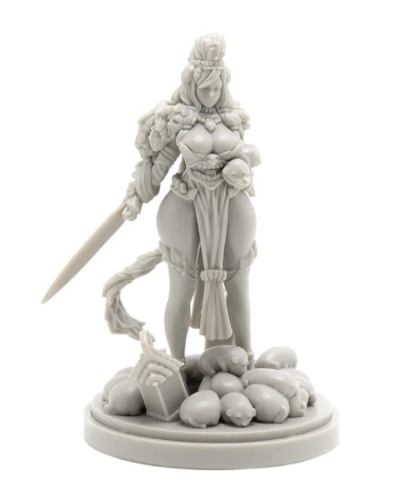 30mm Base Game Scale Resin Figure Model Kits Female Swordsman Miniature Scene Layout Unassembled and Unpainted 588