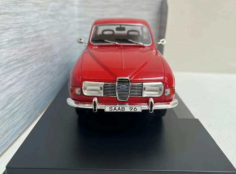 Diecast 1:18 Scale SAAB 96 V4 Car Simulation Alloy Car Model Toy Collectible Gifts Ornaments