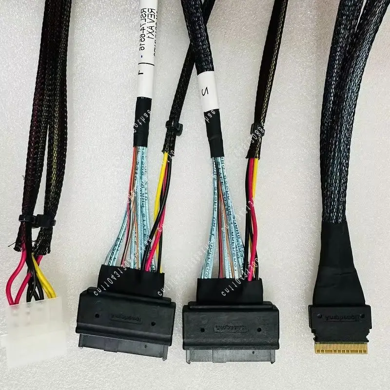 

80CM MCIO To U.2 Cable, Original MCIO 8X To 2X8639