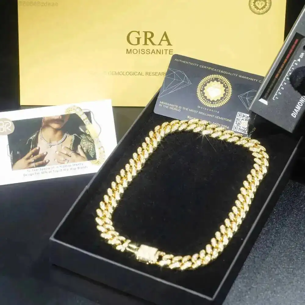 

Стильный микроскоп Vvs Муассанит Бриллиант 12 мм Хип-хоп Iced Out 18-каратное позолоченное ожерелье из стерлингового серебра 925 пробы с кубинским звеньями
