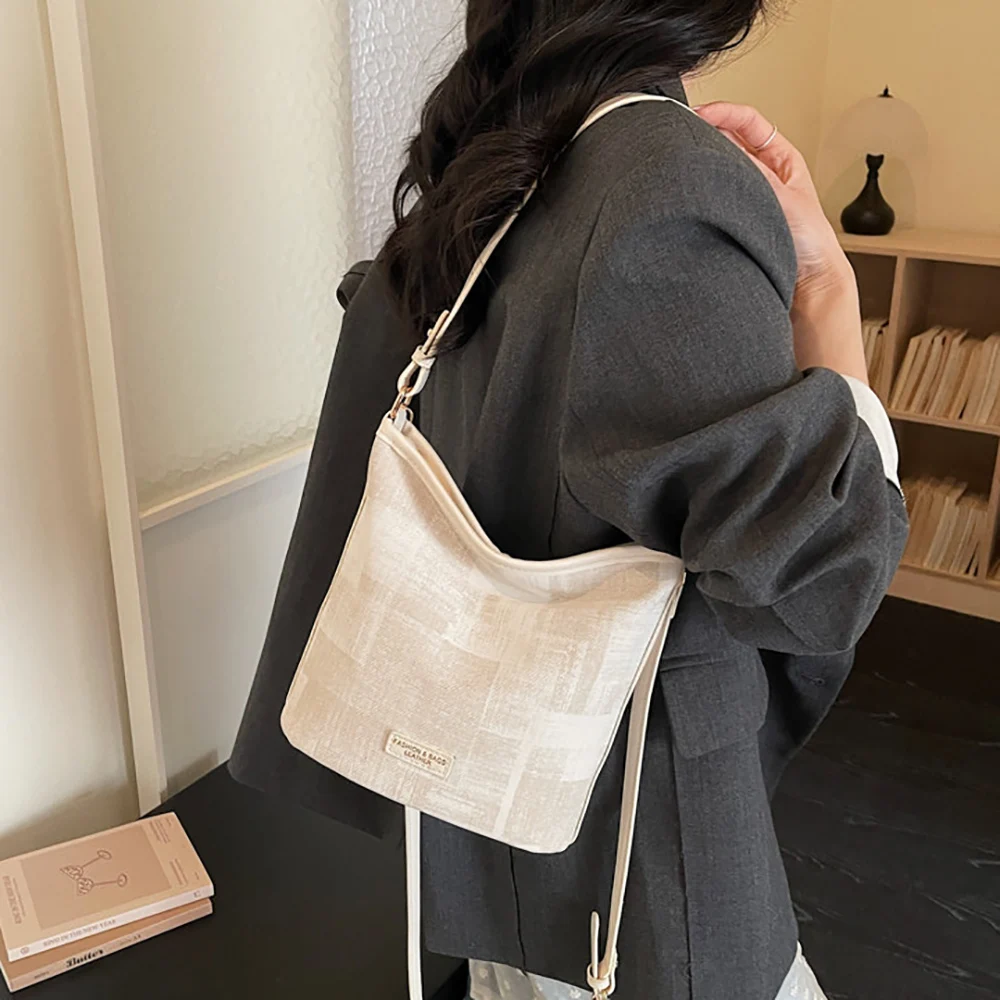 Women's Korean Ins Crossbody Bag Contrast Color Soft Bucket One Shoulder Bags Commute Temperament All-Match Messenger Packs