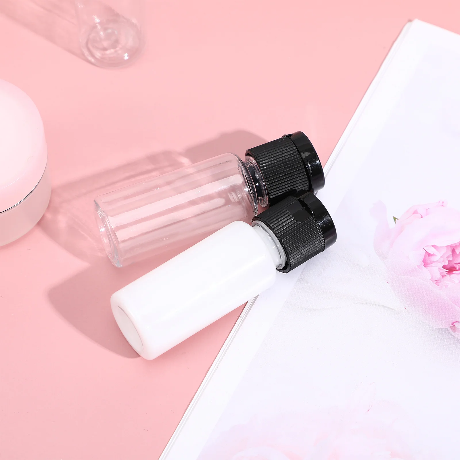 

30 pcs Plastic Empty Bottles 20Ml Clear Small Jars Leak-Proof Flip Lid Travel Containers For Makeup Sample Storage Essential Oil