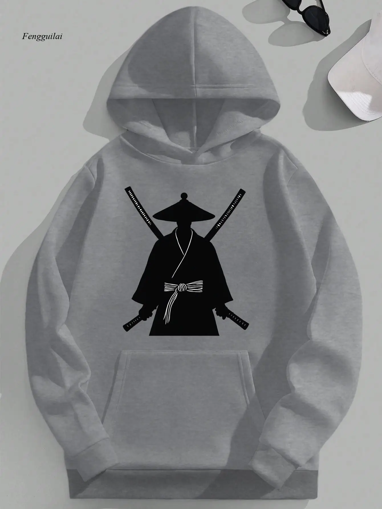 Felpa con cappuccio - Samurai minimalista con stampa grafica Katanas incrociata, pullover casual dalla vestibilità rilassata rosso vibrante
