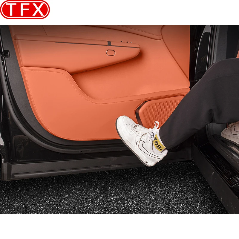 For Lynk&co 900 2025 Car Styling Door Kick Pad Anti-kick Mat Passenger Protection Leather Stickers Auto modification Accessories