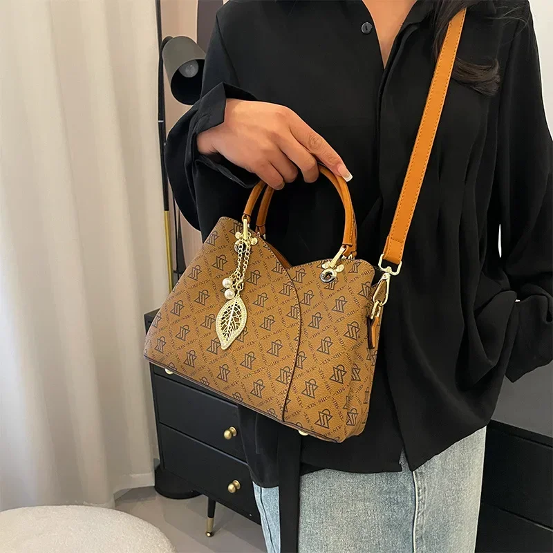 2024  Fashion Trend New Women's Bags,  Exquisite Handbags, Classic Printed Crossbody Bags, High-end and Versatile Shoulder Bags