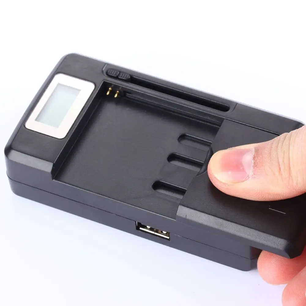 

Universal US Plug For Cell Phones USB Port Desktop Charger LCD Display Mobile Battery Charger