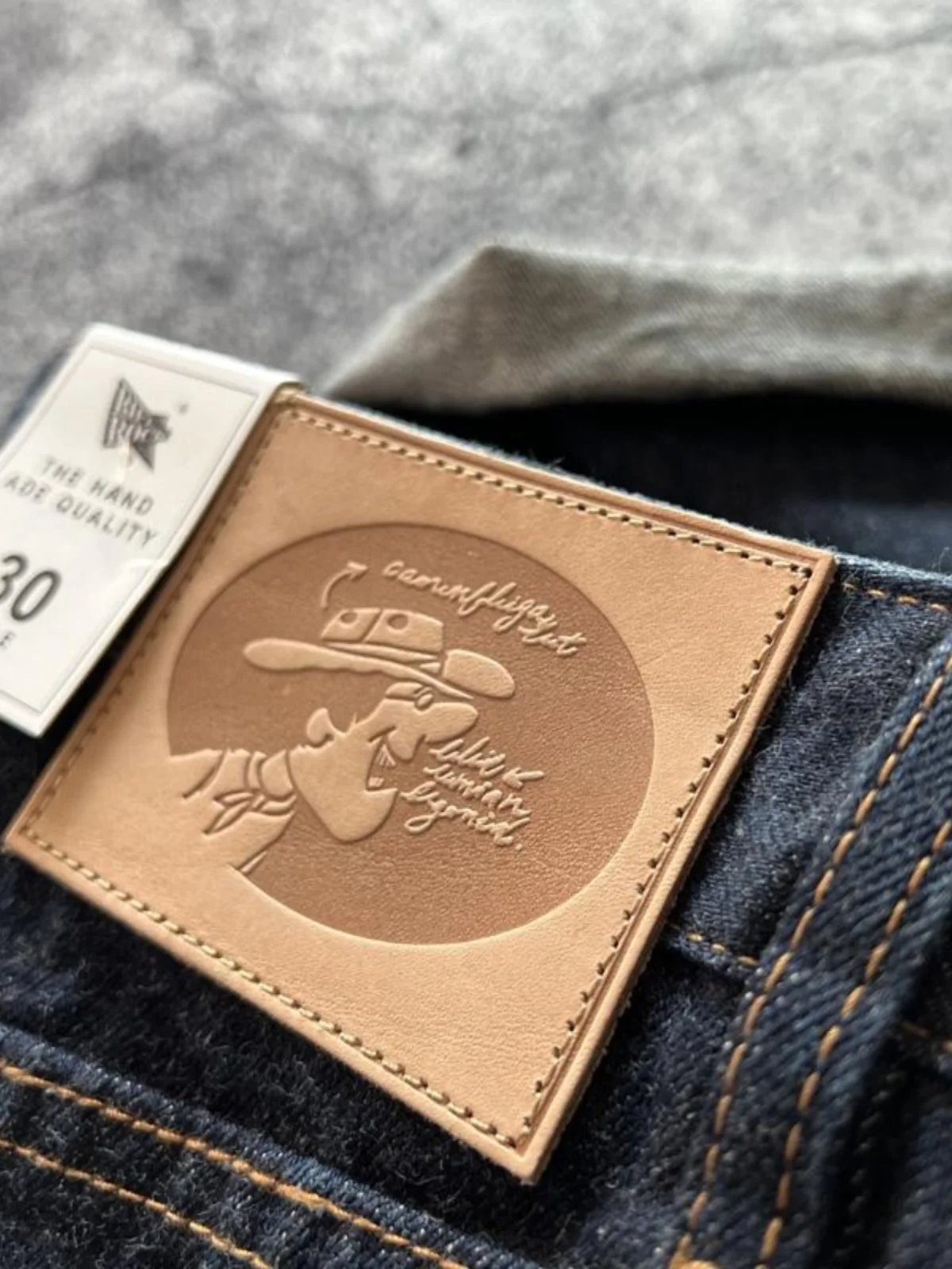 하이 퀄리티 아메리칸 레트로 슬림 스트레이트 데님 청바지, 워싱 사이즈 제거 브러시드 100% 코튼, 레드 셀비지 데님 팬츠