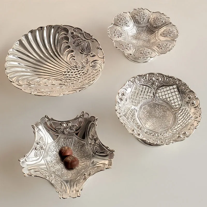 Light Luxury Style Home Decorations Electroplated Silver Dried Fruit Plates Home Living Room Tables Creative Carved Ornaments