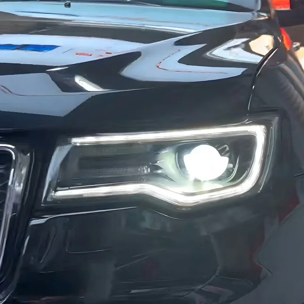 For Jeep Grand Cherokee Car Headlights 2014-2021 LED Front Light Assembly Upgrade with Dual-Focus Projector Lens Design