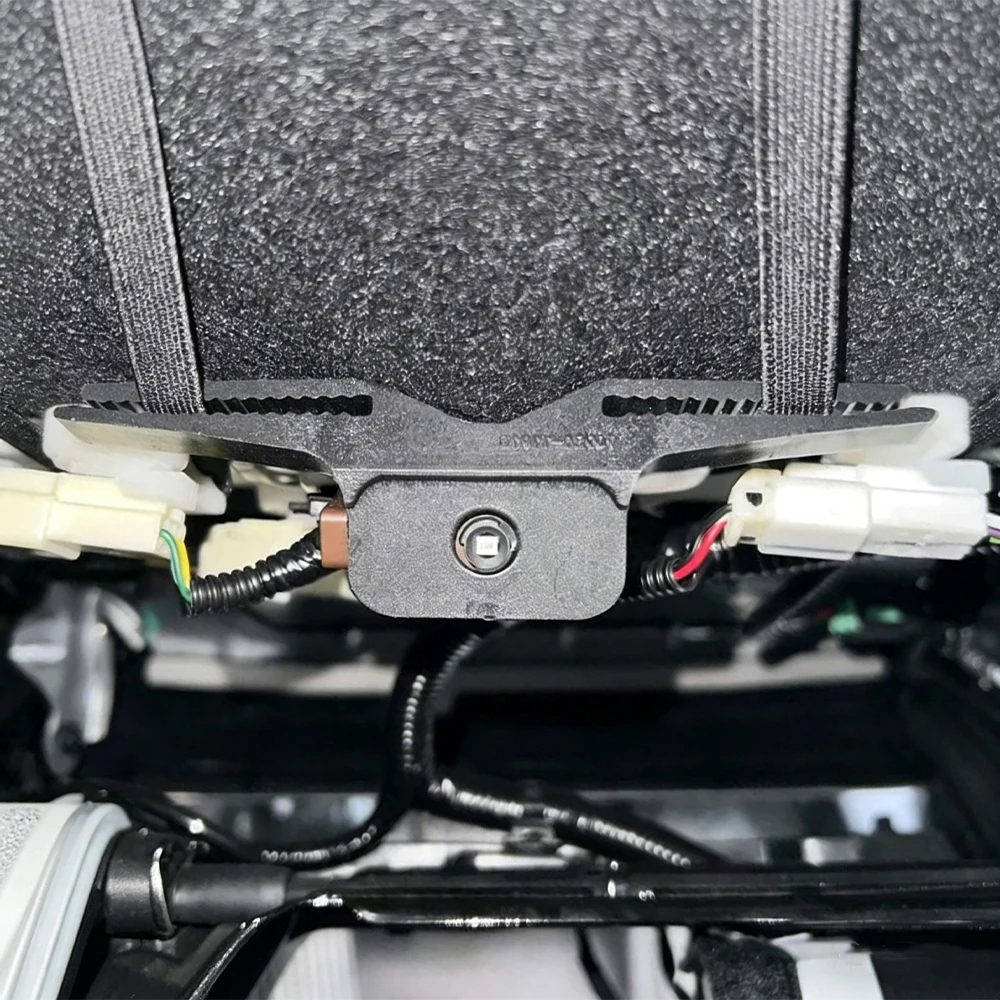 2Pcs Foot lamp Bracket For Toyota Mazda Subaru Yaris Camry Corolla Rear Seat Footwell Light Installation Accessoriesc view 4