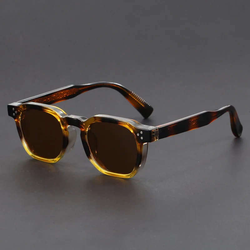 

New Retro Punk Men Sunglasses Square Personalized Design Glasses Vintage Women's Fashion Car Driving Glasses in Trend Sun Shades