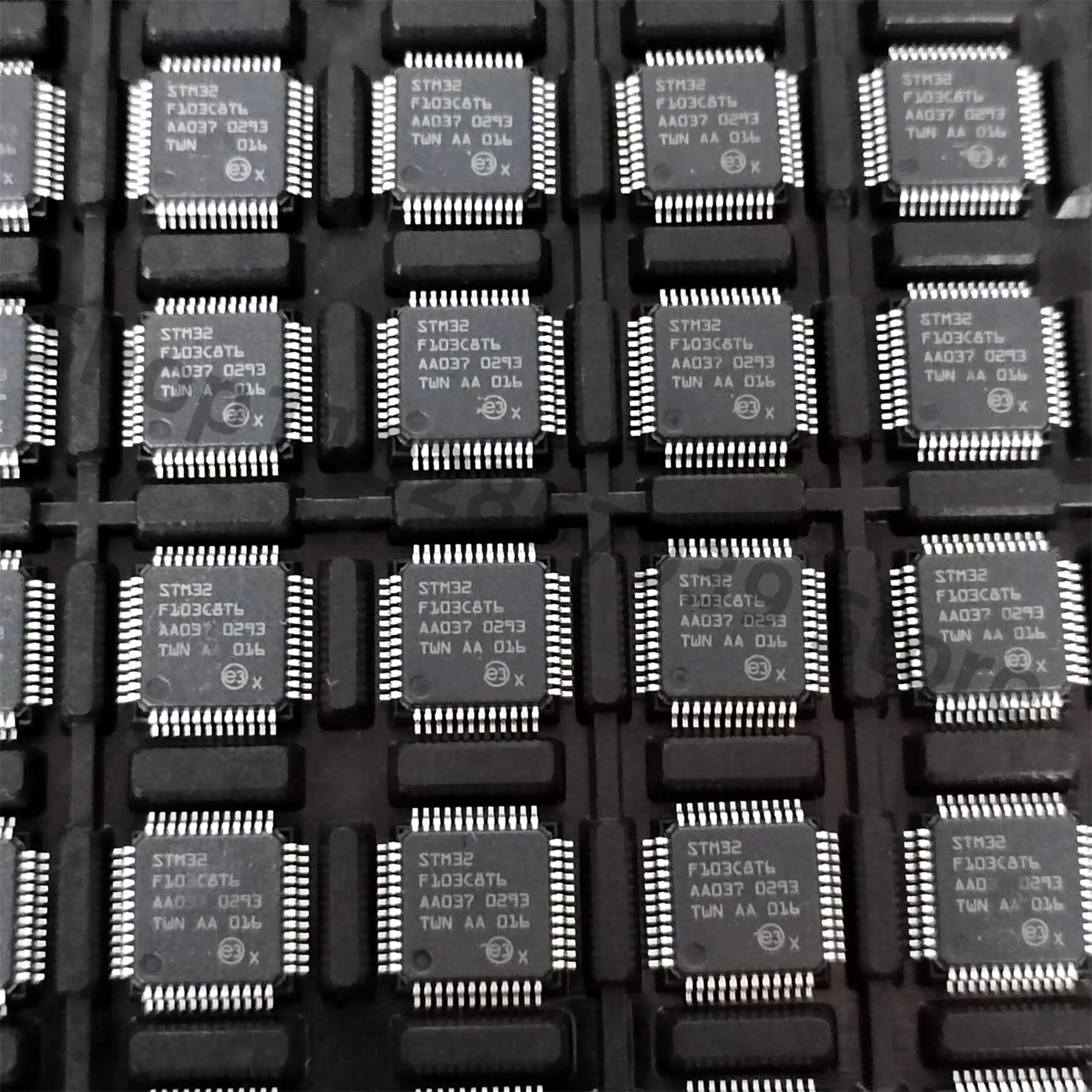 STM32F103C8T6 STM32 F103C8T6 TMS320F2808PZQ QFP EP4CE40F29C8N BGA STOCK NEW 1PCS/LOT