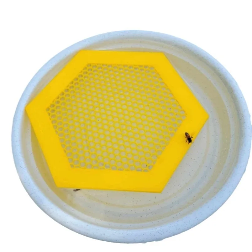 5pcs Printed Floating Bee Island, Bee Waterer Bee Insect Drinking Tray Beehive