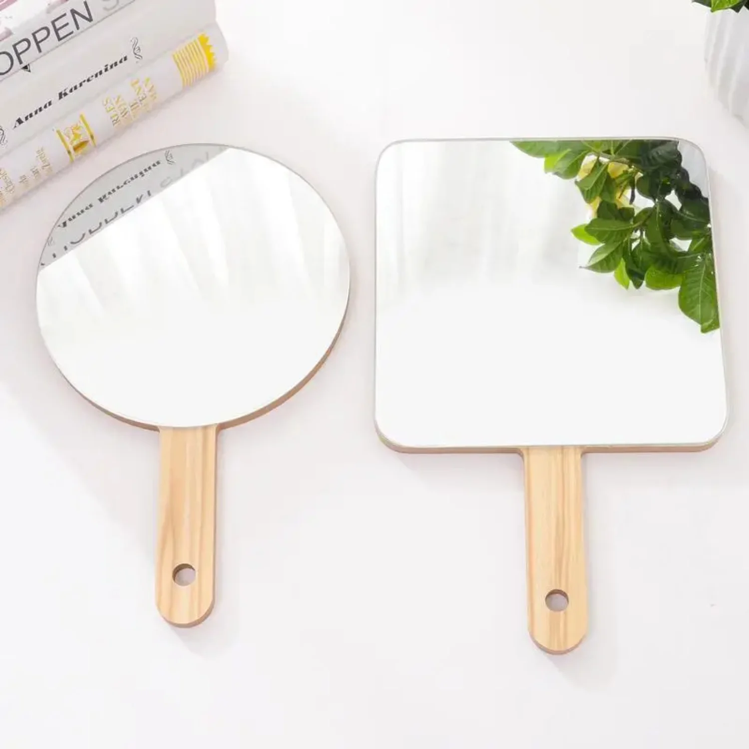 Rewritten Title: Portable Handheld Makeup Mirror with Wooden Handle, HD Travel Wood Grain Finish Compact Beauty Mirror | Wood Gr