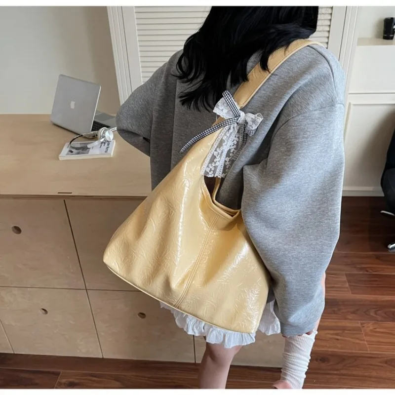 Versatile Glamorous Diaper Bag 2025 New Model Mom Playdate Baby Trip Exquisite Attractive Chic Functional Parenting Essentials