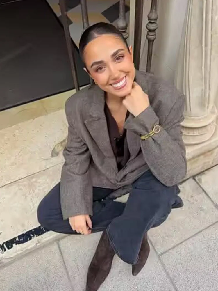 

HH Women 2025 New Fashion Versatile Herringbone Wool Lapel Long Sleeve Blazer Female Commuting High Street Casual Loose Jacket