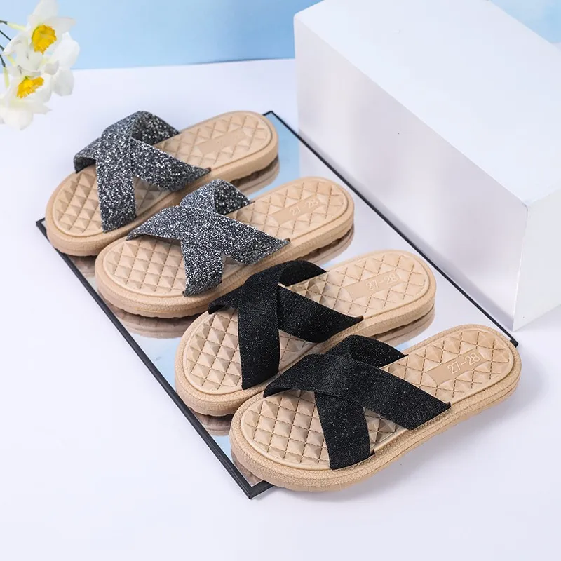 2026 New Girls Black Children Summer Slippers Causal Shoes Cross Tied Open-toe Outdoor Kids Beach Flat Slippers Non-slip Simple