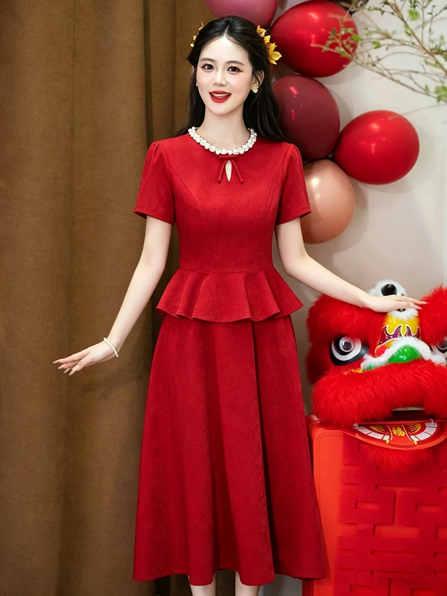 

Красный свадебный комплект в новом китайском стиле: приталенный костюм с длинными рукавами и юбкой А-силуэта со средней талией для помолвки и свадьбы