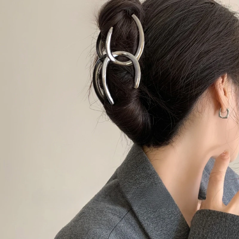 2025 Нишевый минималистский серебристый металлический коготь для волос для женщин, высококачественная заколка для волос, заколка-акула Updo, аксессуары для волос, новое поступление