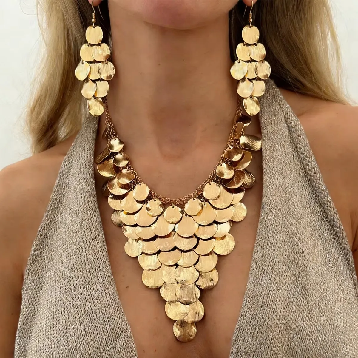 

SHIXIN 2Pcs Vintage Sexy Metal Sequin Tassels Pendant Necklace Drop Earrings Set for Women Luxury Jewelry Set Neck Accessories