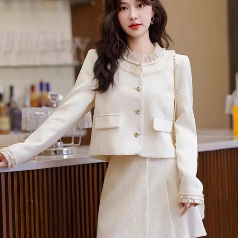 Early Spring 2024 New Elegant Tweed Two-Piece Set for Petite Women Female Office Lady: Korean Style Chic Jacket and Skirt Sweet