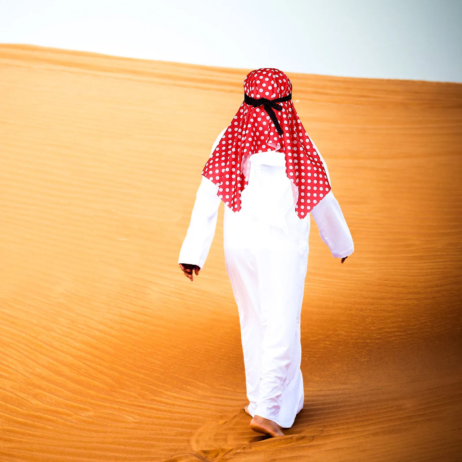 

Dubai Prince Costume Men White Robe Red Arab Headscarf Traditional Arabic Clothing for Cosplay Stage Arab Scarf for Men