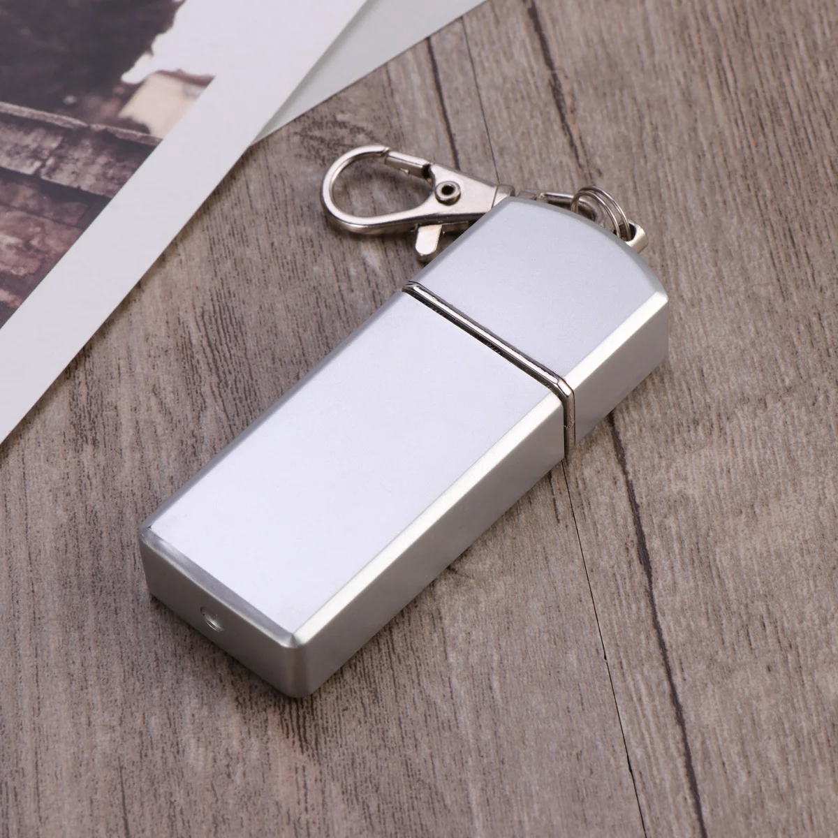 Portable Ashtray Pocket Ashtray with Keychain Holder for Outdoor Picnic Car Travelling