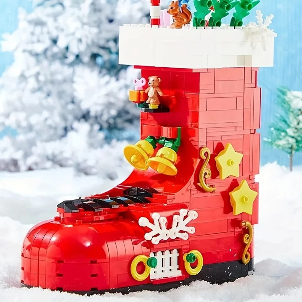 مجموعة مكعبات بناء نموذجية لأحذية عيد الميلاد مكونة من 779 قطعة لتزيين الغرفة وهدايا عيد الميلاد #4