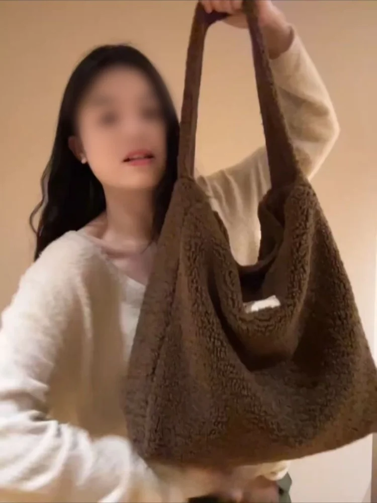 

Autumn Winter Plu Aosphere Double Sided Bapa Large Capaci Lamb Fur Suede Tote Bag Casual Simple Sle Soft Handle