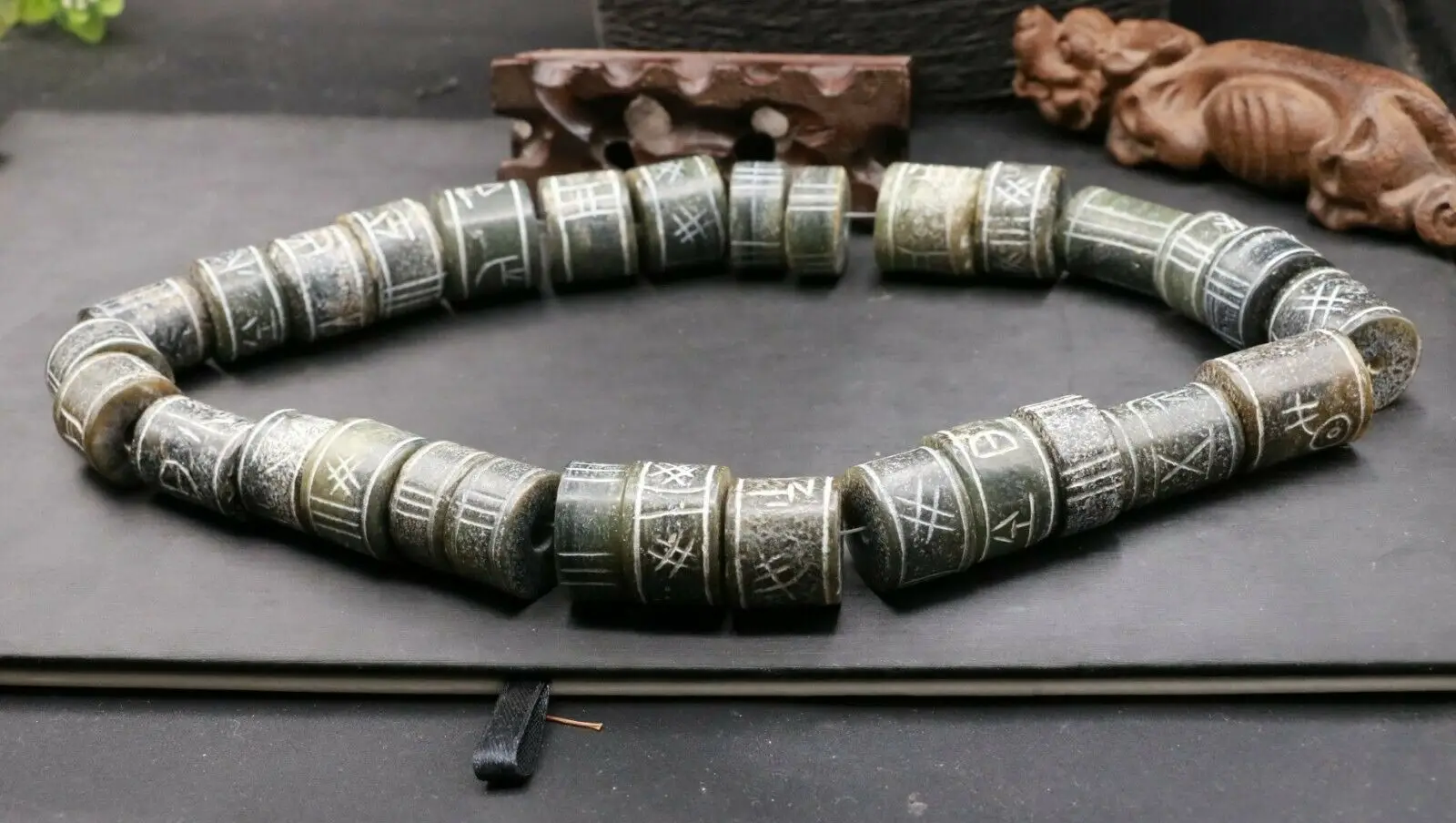 A Strand Set 30 Hongshan Culture Jade Abstract Words Wealth Bead Totem Carving Timestown 20201128A