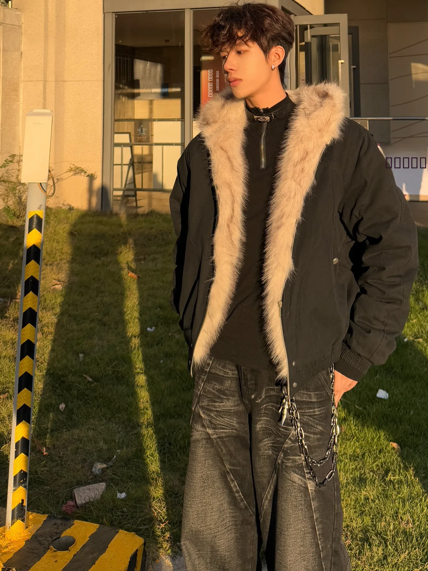 

Men's Thiened ort Cotton Jaet Large Size 300 Pou Trendy Brand Sit Mountain Eagle Winter Outerwear with Fur Collar